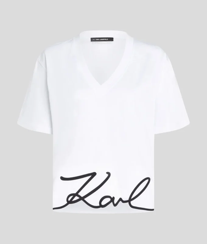 CAMISETA CON CUELLO EN V