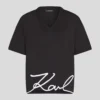 CAMISETA CON CUELLO EN V