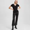 CAMISETA CON CUELLO EN V IKON CHOUPETTE CON STRASS