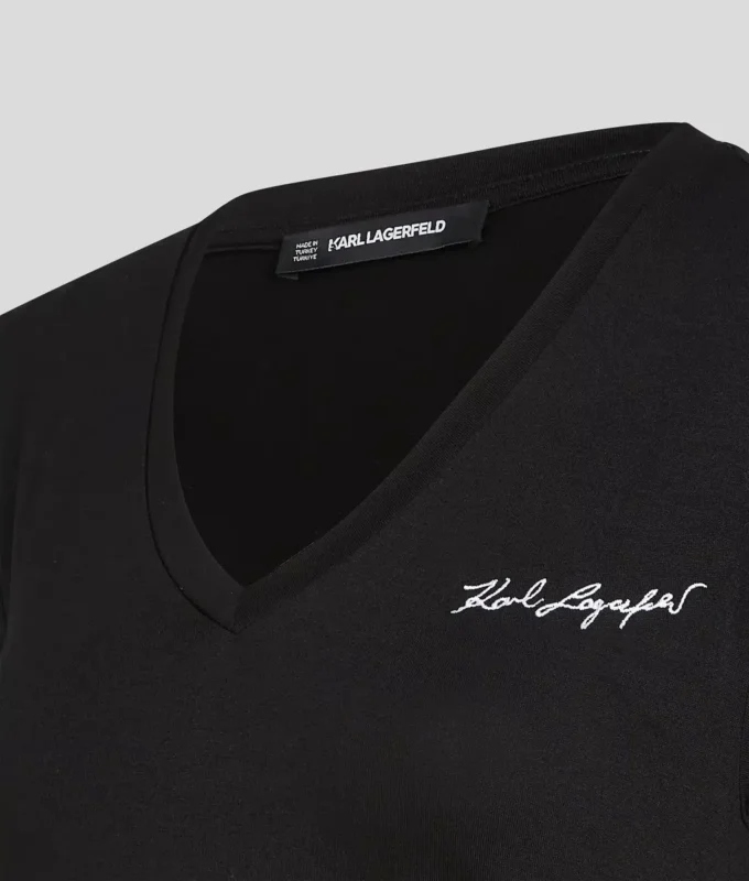 CAMISETA CON CUELLO EN V Y FRUNCIDOS
