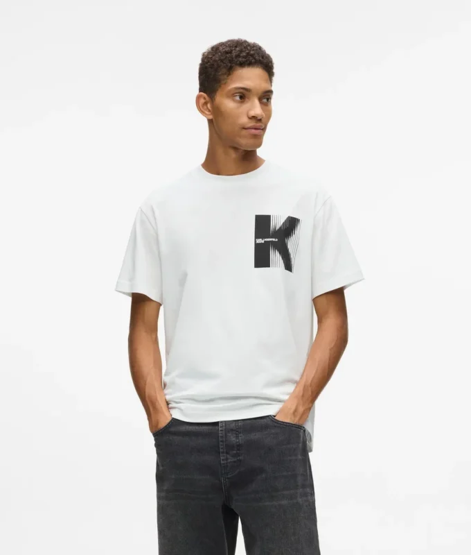 Camiseta con diseño K