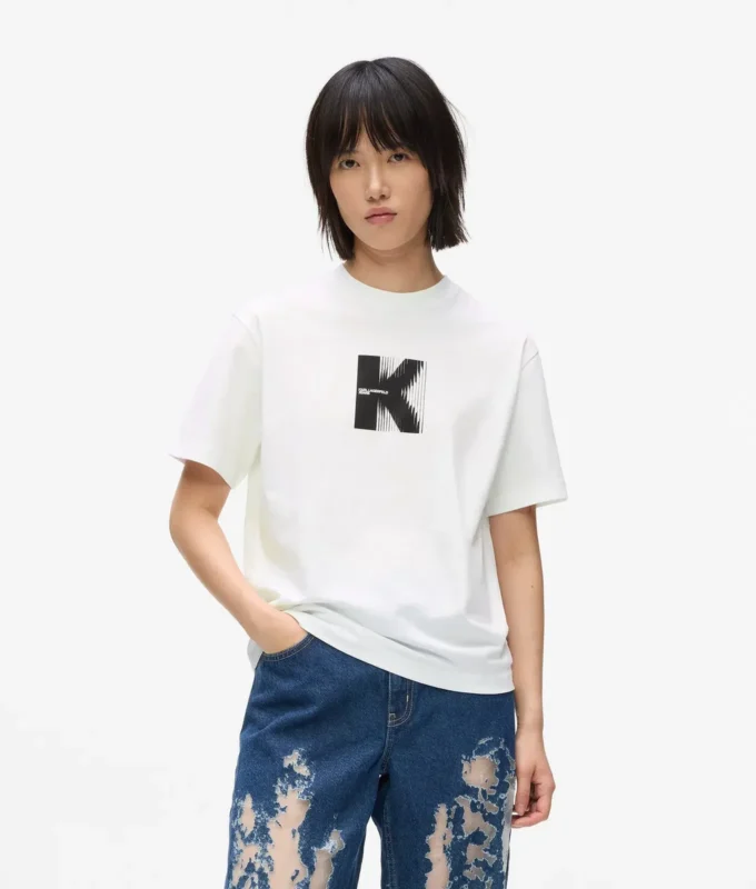 Camiseta con diseño K