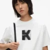 Camiseta con diseño K