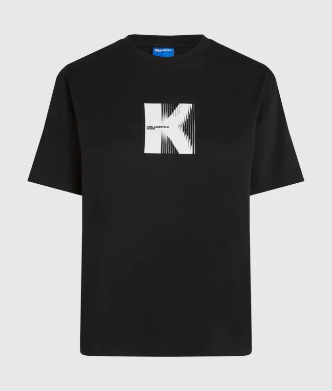 Camiseta con diseño K