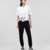 CAMISETA CON DOBLADILLO CARACTERÍSTICO