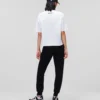CAMISETA CON DOBLADILLO CARACTERÍSTICO