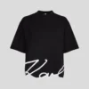 CAMISETA CON DOBLADILLO CARACTERÍSTICO