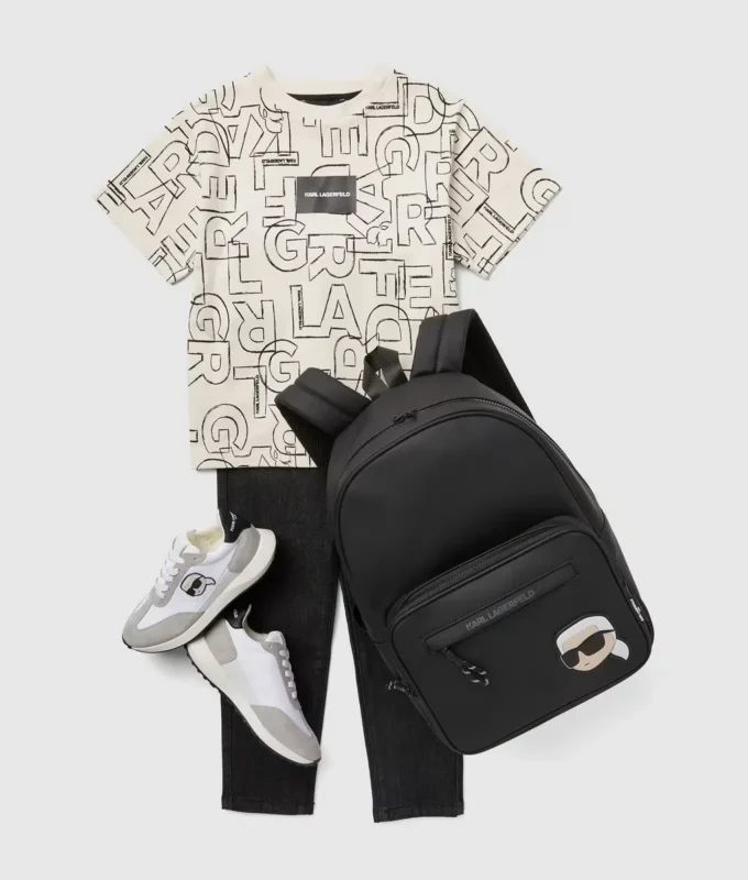 Camiseta con estampado integral para niño