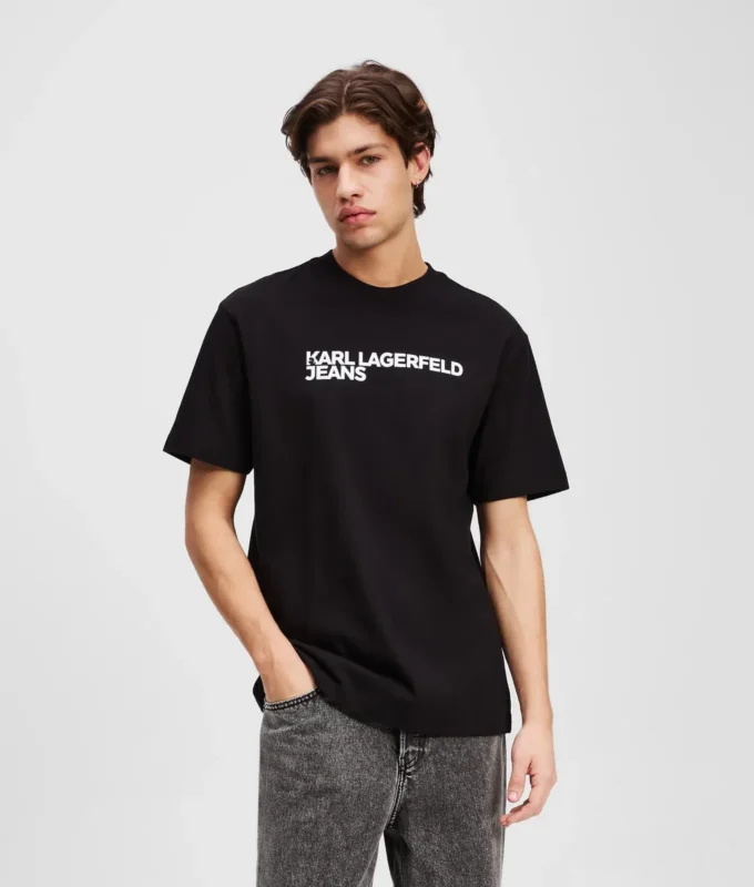 CAMISETA CON LOGOTIPO
