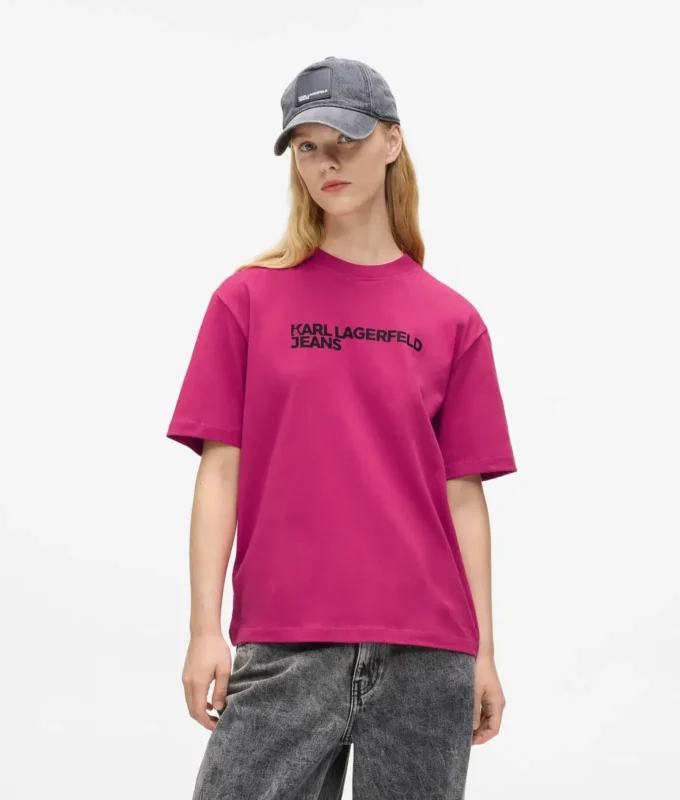 CAMISETA CON LOGOTIPO