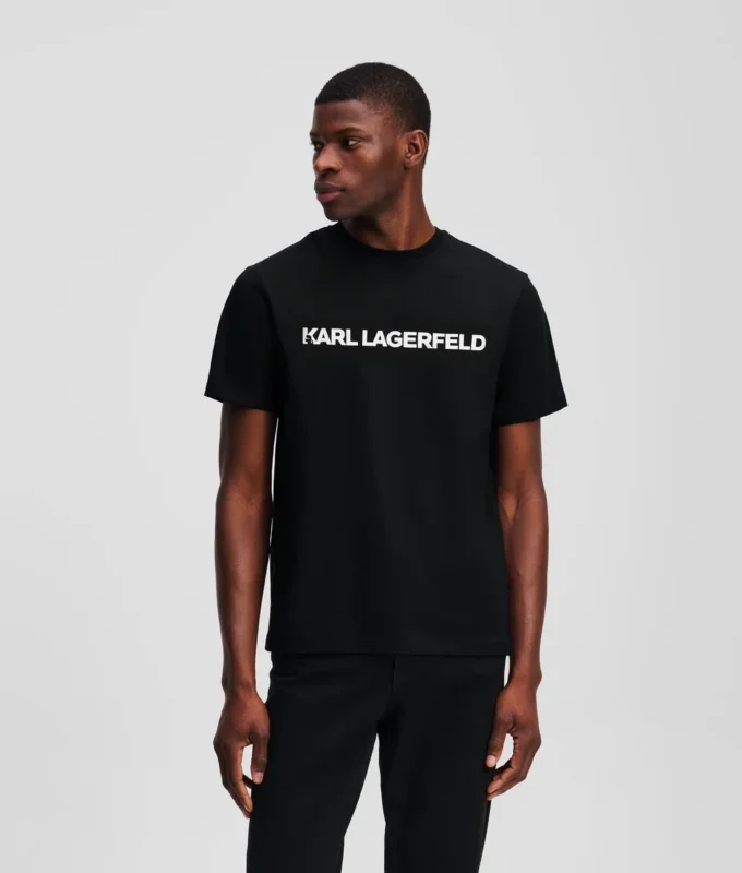 CAMISETA CON LOGOTIPO