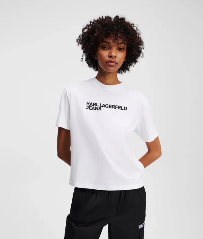 CAMISETA CON LOGOTIPO