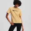 CAMISETA CON LOGOTIPO