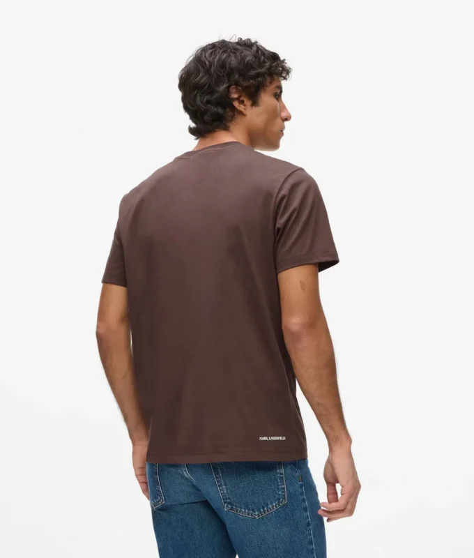 CAMISETA CON LOGOTIPO