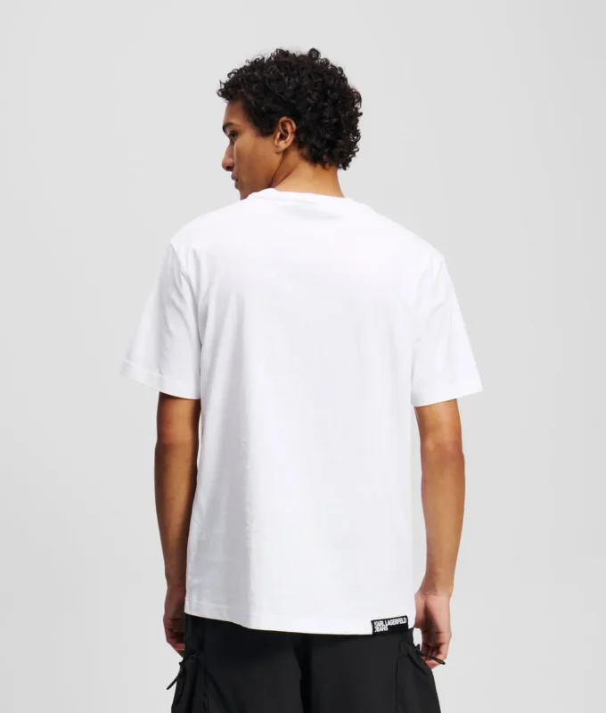 CAMISETA CON LOGOTIPO