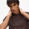 CAMISETA CON LOGOTIPO