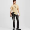 CAMISETA CON LOGOTIPO DE ANILLO