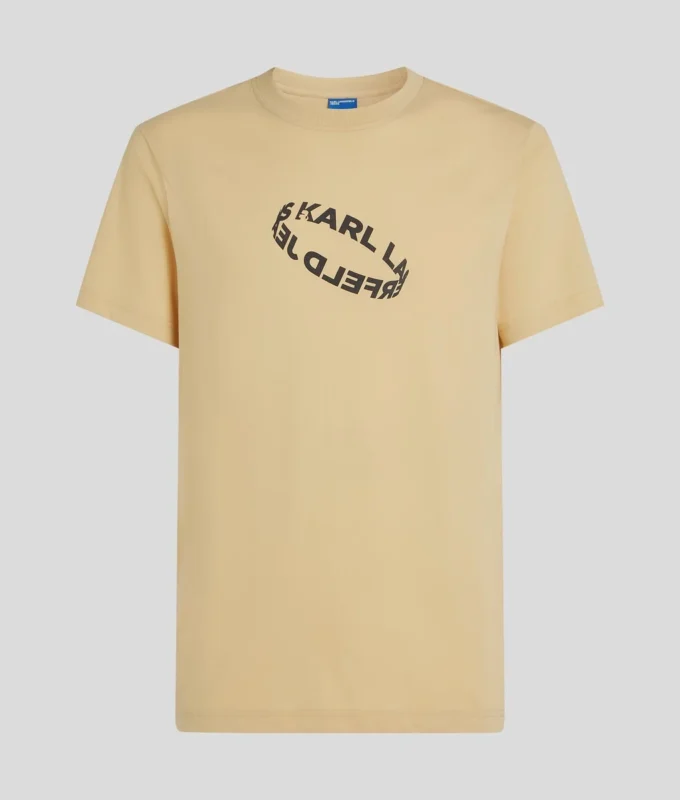 CAMISETA CON LOGOTIPO DE ANILLO