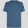 CAMISETA CON LOGOTIPO DE PARCHE