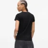 Camiseta con logotipo reflectante