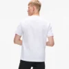 Camiseta con logotipo vertical