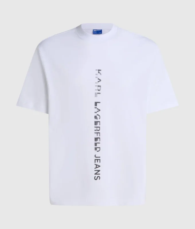 Camiseta con logotipo vertical