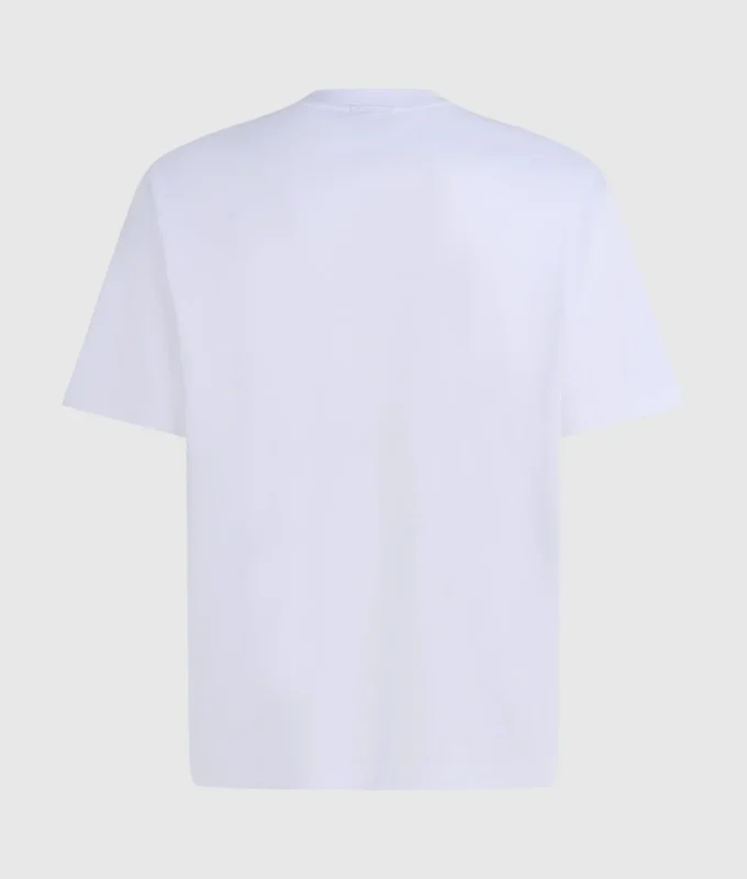 Camiseta con logotipo vertical