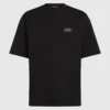 Camiseta con parche con logotipo