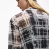 Camiseta de malla a cuadros