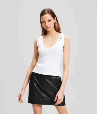 CAMISETA SIN MANGAS CON CUELLO EN V Y RIBETE