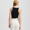 CAMISETA SIN MANGAS CON DETALLE DE RIBETE