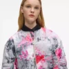 Cazadora bomber con estampado de pintura integral