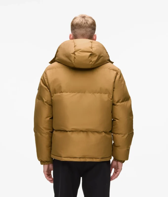 CHAQUETA AÑADIDA