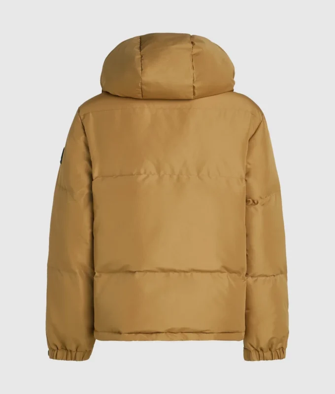 CHAQUETA AÑADIDA