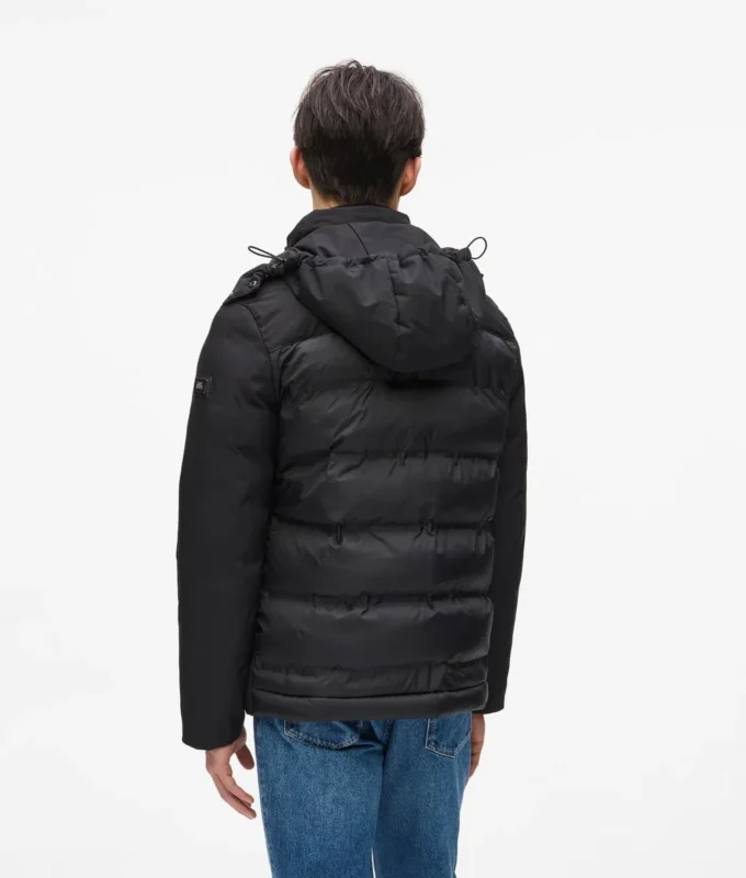 Chaqueta acolchada con capucha