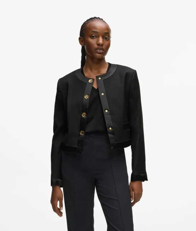 Chaqueta con letras KARL DNA