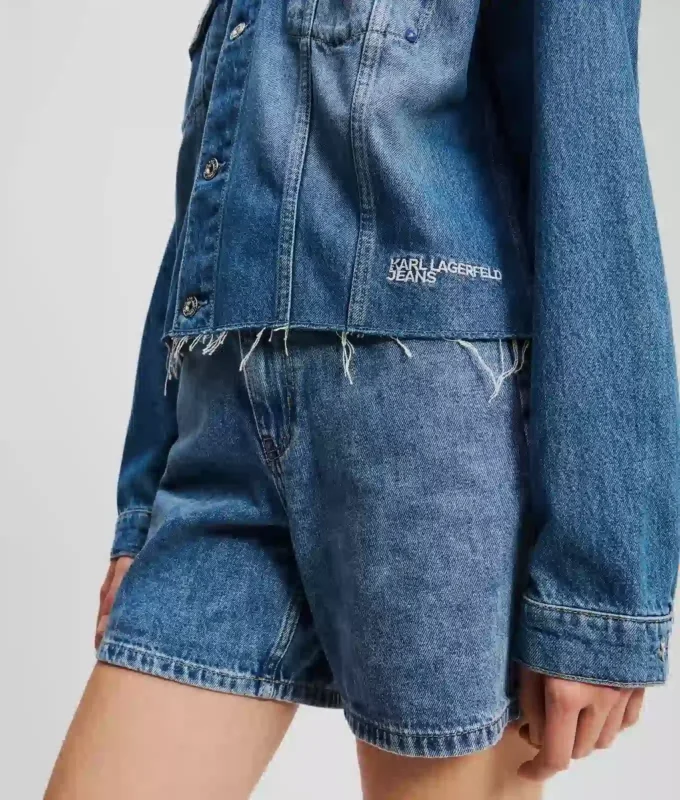 CHAQUETA DE JEANS RELAJADA CON FLECOS