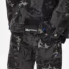 Chaqueta vaquera con efecto pintado