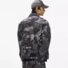 Chaqueta vaquera con efecto pintado