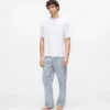 Conjunto de pijama a rayas