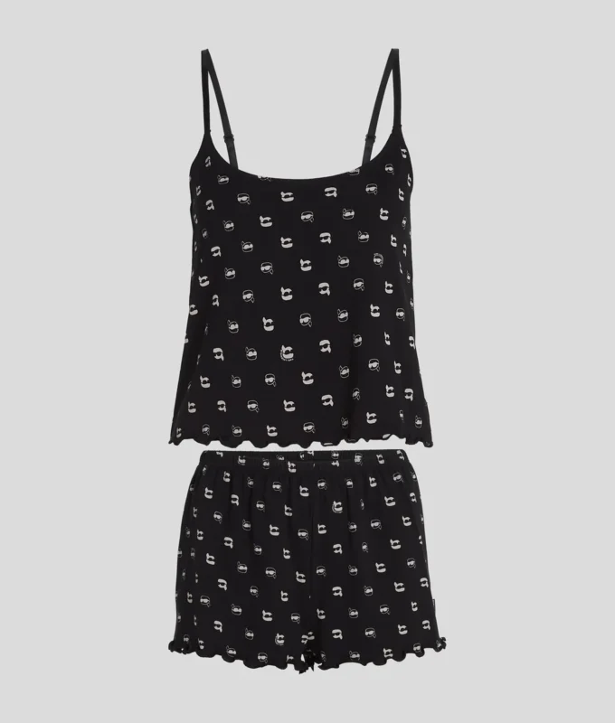 CONJUNTO DE PIJAMA CON ESTAMPADO INTEGRAL IKON