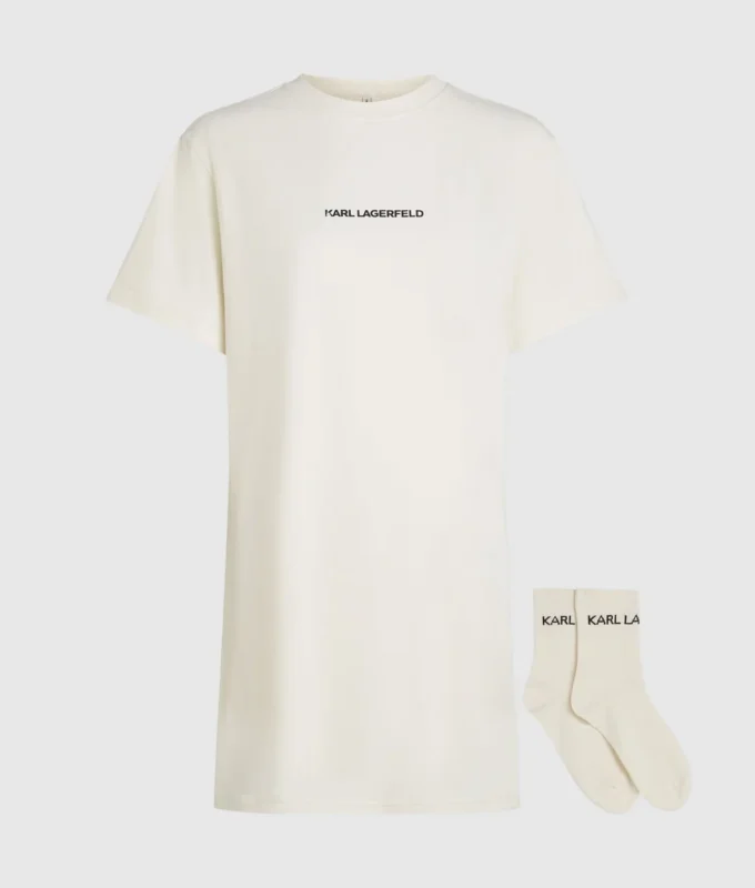 Conjunto de pijama con logotipo