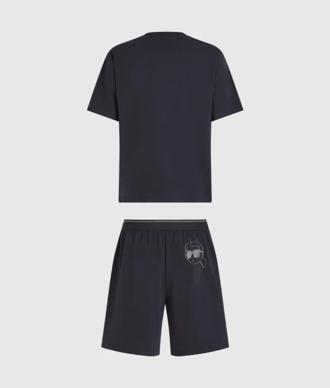 Conjunto de pijama Ikon