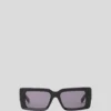 GAFAS DE SOL CON DETALLES RECORTADOS