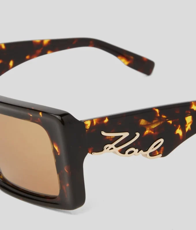 GAFAS DE SOL CON DETALLES RECORTADOS