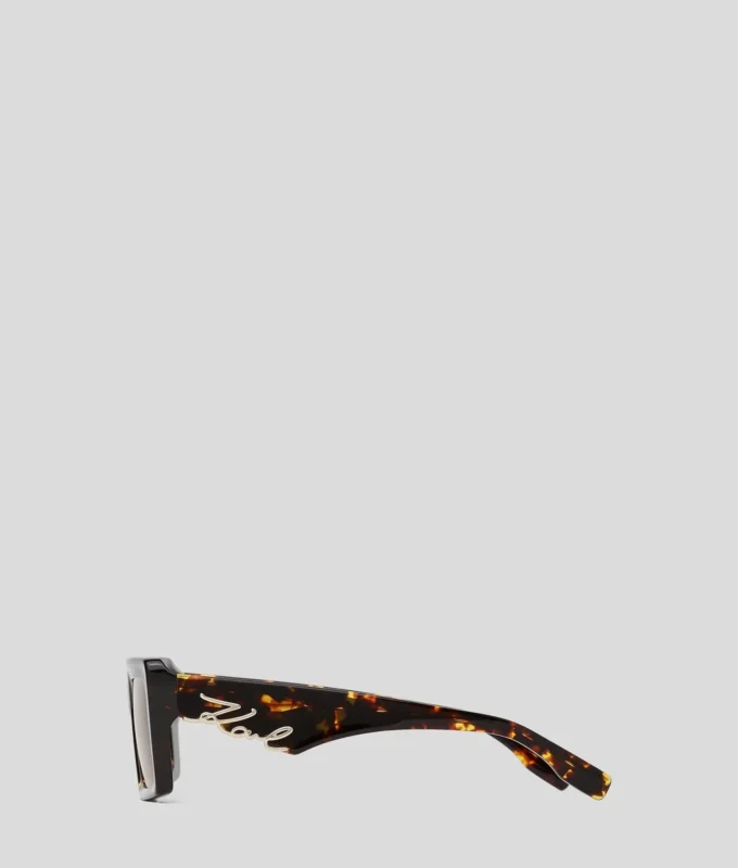GAFAS DE SOL CON DETALLES RECORTADOS