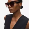 Gafas de sol geométricas y estilizadas