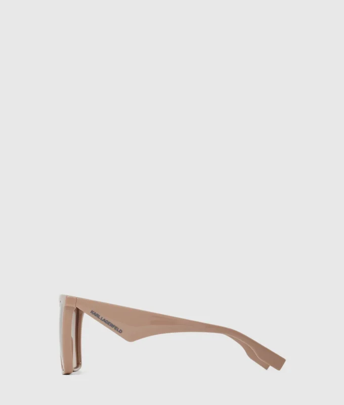 Gafas de sol geométricas y estilizadas
