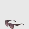 Gafas de sol geométricas y estilizadas