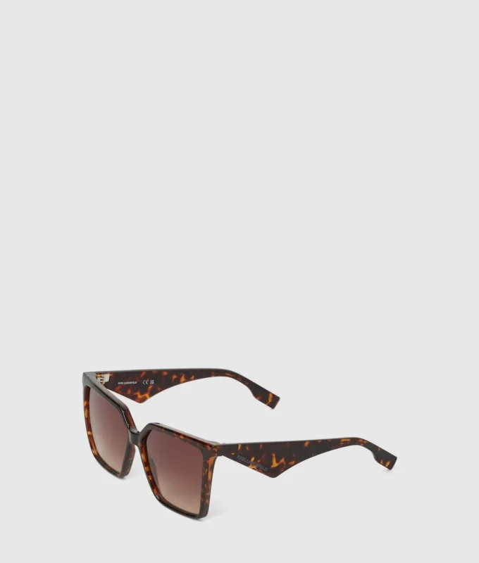 Gafas de sol geométricas y estilizadas